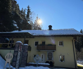 Modern renovierte Ferienwohnung mit Kunstambiente